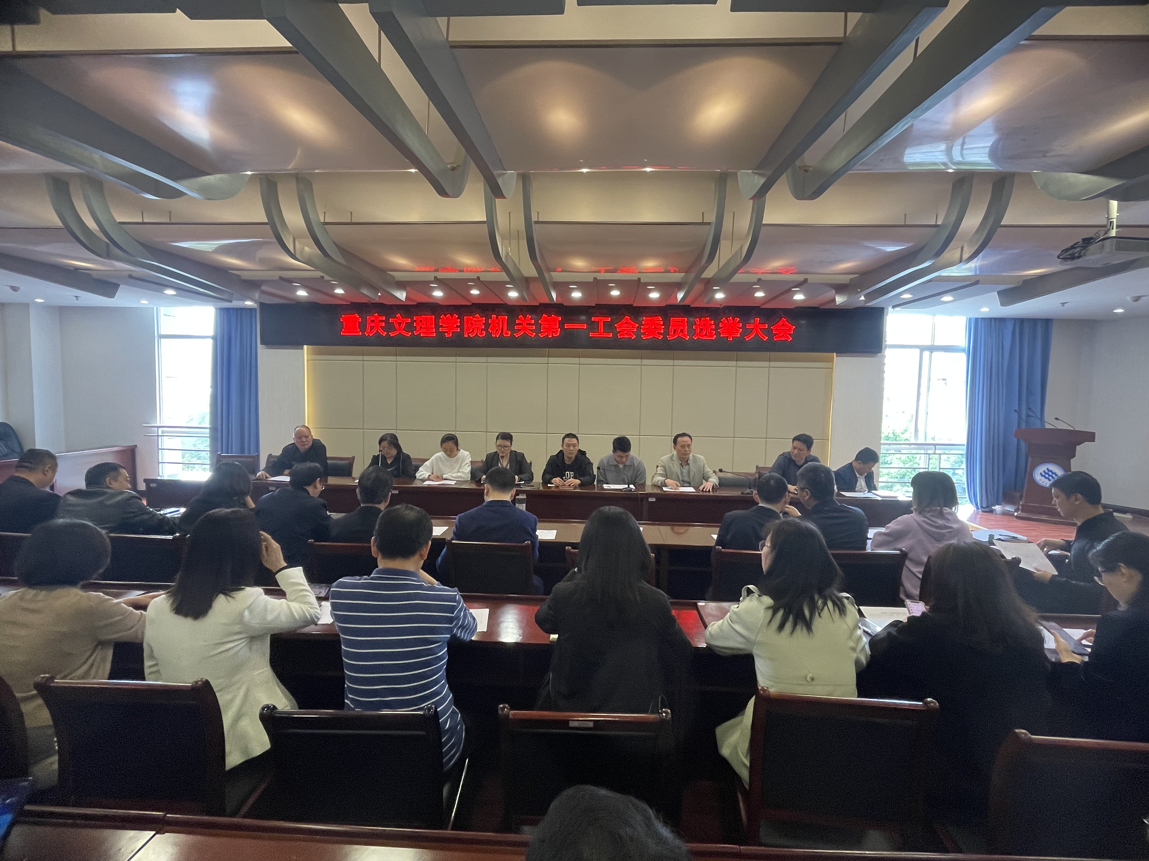 选举照片1.jpg
