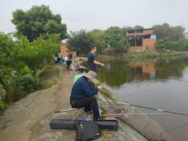 qyHp_1745289545956044193.jpg 钓鱼比赛3.jpg