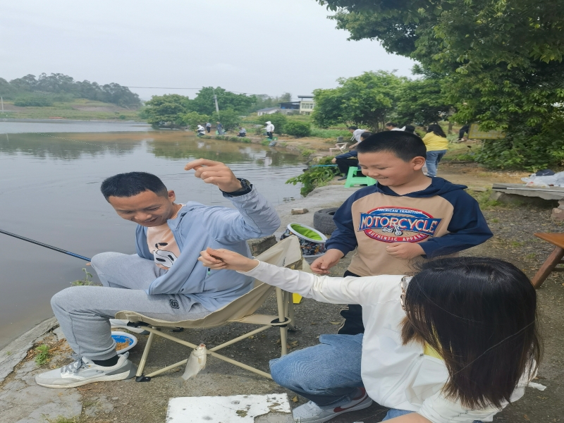 vhAG_1745289786302078523.jpg 钓鱼比赛4.jpg