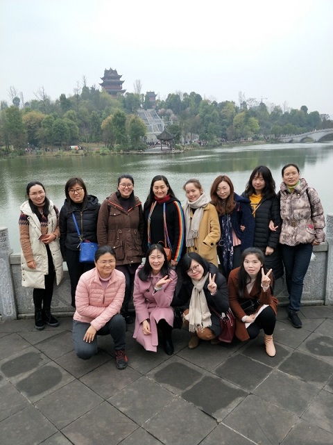 1552530747187095898.jpg 1552097439812002379.jpg